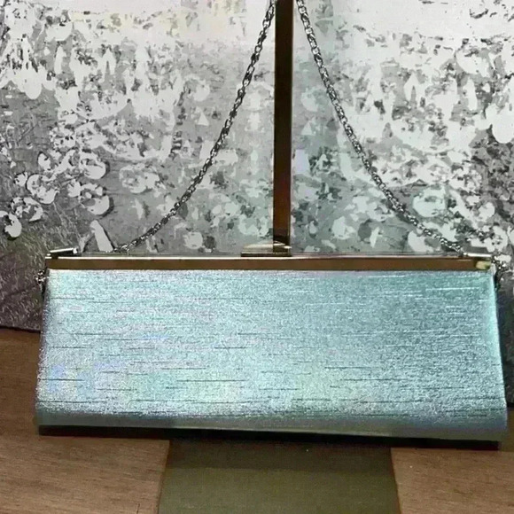 Aqua Blue and Silver Sparkly Clutch / Bag for Evening and Party - Picture 3 of 9